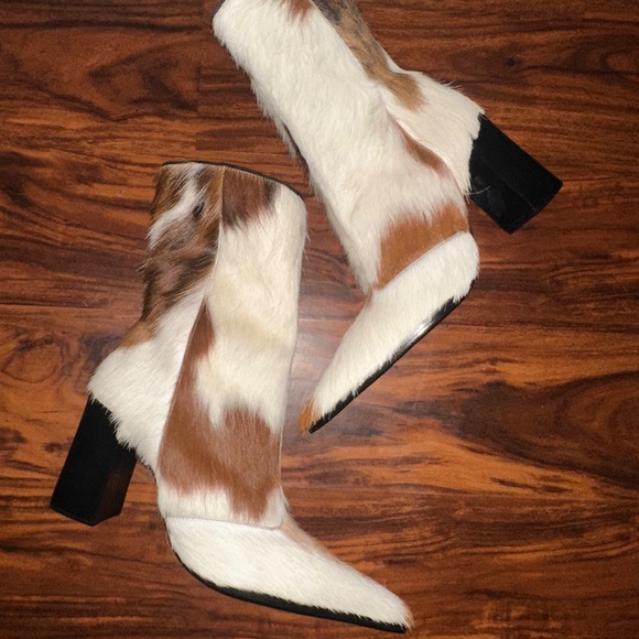 Schutz Raffaela Cow Boots - Size 10 - Picture 2 of 10